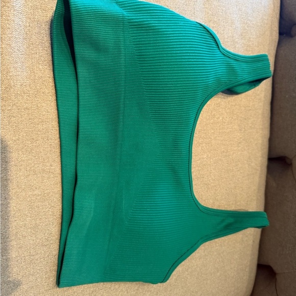 Emerald Green Seamless Ribbed Set - Picture 4 of 6